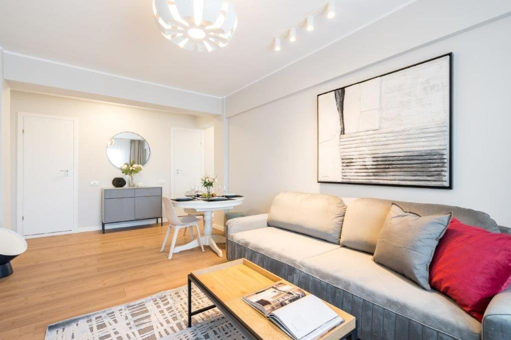 Downtown Modern - 2Br Apartment Βουκουρέστι Εξωτερικό φωτογραφία